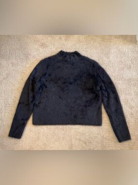 🖤♠️ Banana Republic Eyelash Mockneck Sweater Fuzzy Black Boxy L EUC Minimalist
